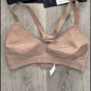 Lululemon awake to lace bra new size 32 D